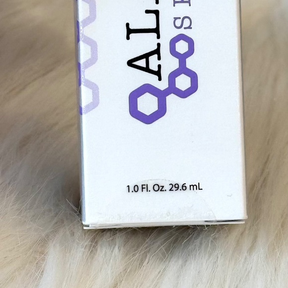 Alastin Regenerating Skin Nectar with TriHex Technology - 1 fl. oz. (NIB/NWT) - Picture 4 of 9